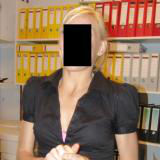 Onderdanige Secretaresse Zoekt Sexdate Op Kantoor Sexdate