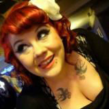Lekkere Volle Redhead Wilt Stiekem Vreemdgaan Met Discrete Boys Sexdate