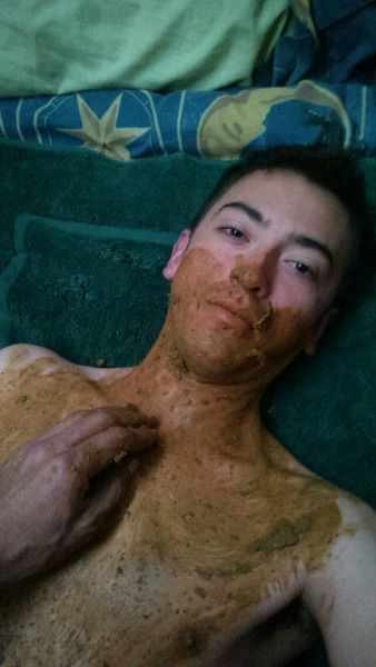 Ben Een Student 20 Jr Die Wel Van Dirty Scat Houd Plassex & Poepsex