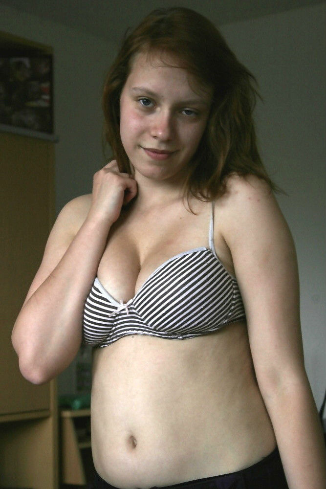 Amateur Hoer Ontvangt Thuis Prive & Thuisontvangst
