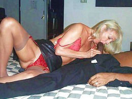 Onervaren Maar Nieuwsglierig. Swingers