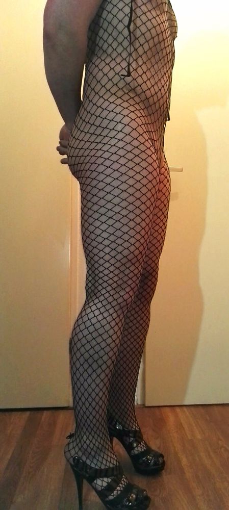 Kinky Subboy Bied Zichzelf Aan Kinky