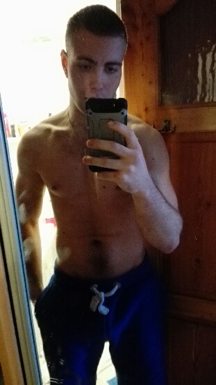 Young Fit Guy Is Looking For A Lady Sexdate