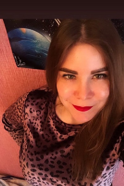 Gaan Wij Samen Genieten Van Elke Minuut? Vrouw Zoekt Man