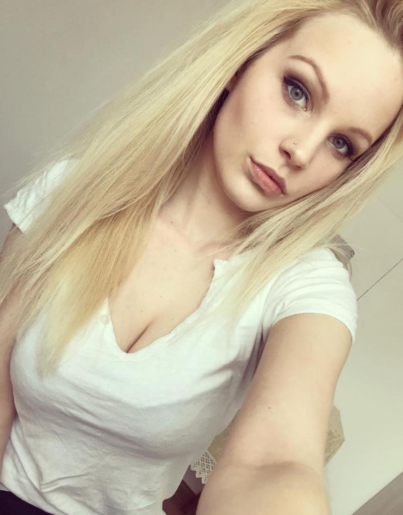 Waar Is Die Man Die Mij Spuitend Kan Laten Klaarkomen? Vrouw Zoekt Man